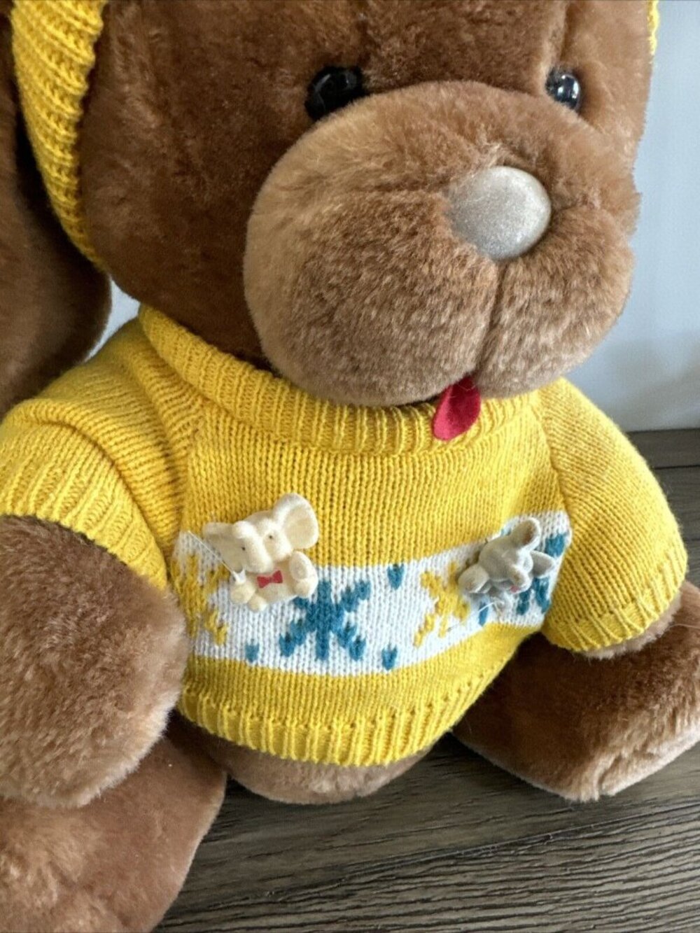 Vtg Sno Buddies Plush Dog Yellow Sweater Snowflake 14" By R. Dakin & Co. 1985 - Picture 2 of 11